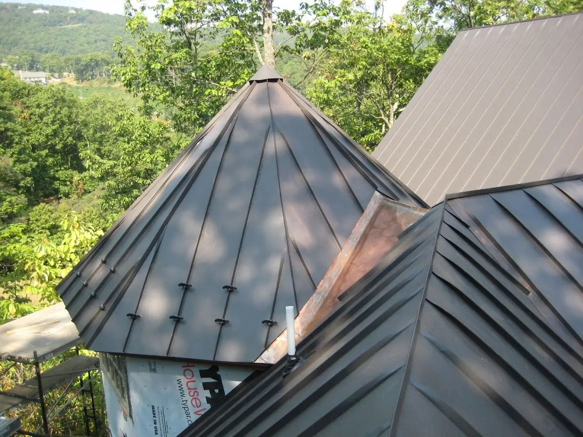 Professional Roof Tarp Installation by Craftsman Roofing in Clay Ridge